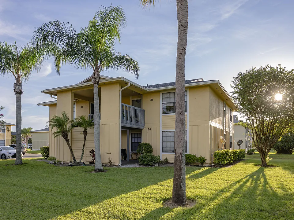 Seaside Villas Apartments