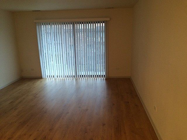 2nd image of 1104 Castilian Ct APT 305