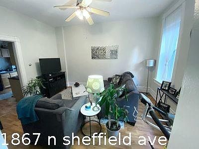 1st image of 1867 N Sheffield Ave #1427