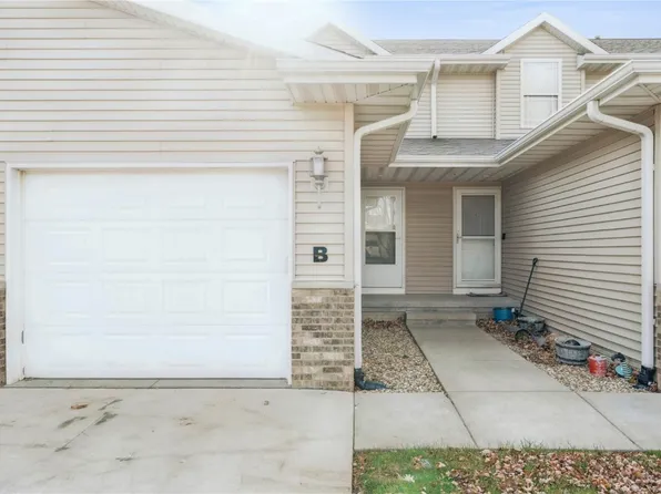 5425 Kacena Ave Unit B, Marion, IA 52302