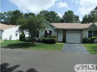 202 Deanne Dr, Lakewood, NJ