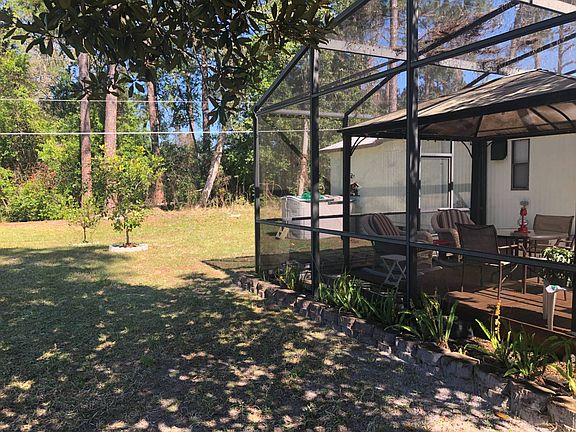 5th image of 284 Magnolia Dr