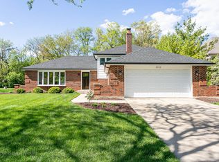 2502 Abbey Dr, Darien, IL 60561