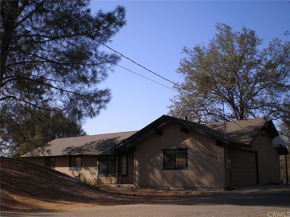 1st image of 42939 Yosemite Springs Dr