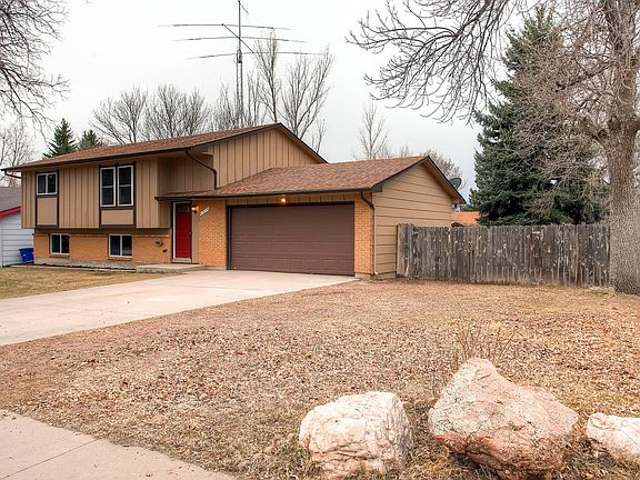 3rd image of 4914 Hackamore Dr S