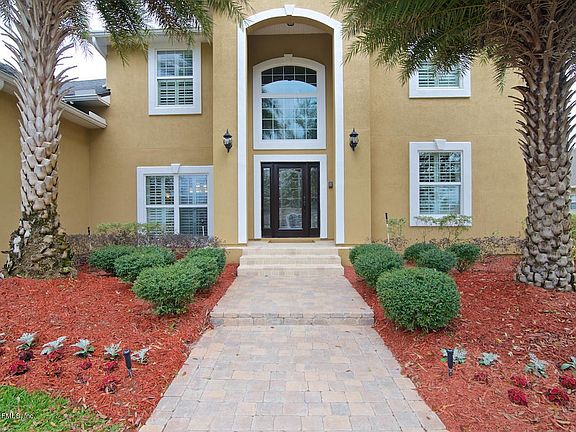 Front Entry Close-Up