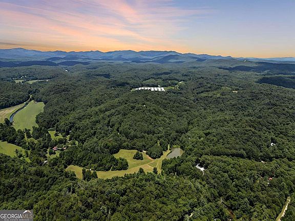 5th image of 2044 Stillwell Rd