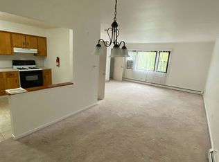 183 W 51st St, Bayonne, NJ 07002