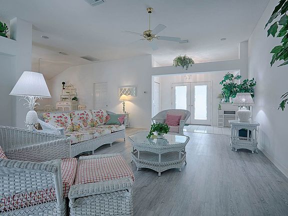 5th image of 3048 Melville Loop