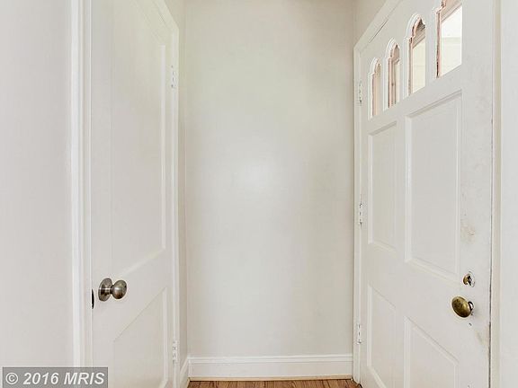 2nd image of 404 Reading Ave