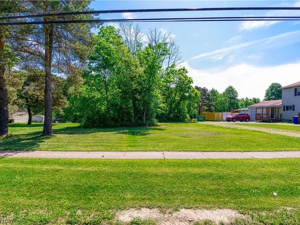 S Diamond St, Ravenna, OH 44266