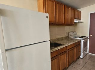 393 Mill Rock Rd #1AA, Hamden, CT 06517