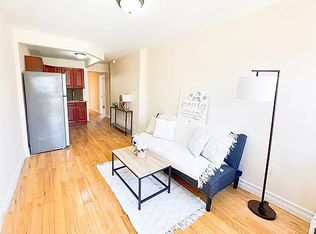 45-43 215th St, Bayside, NY 11361