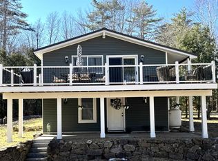 10 Circle Dr, Center Barnstead, NH 03225