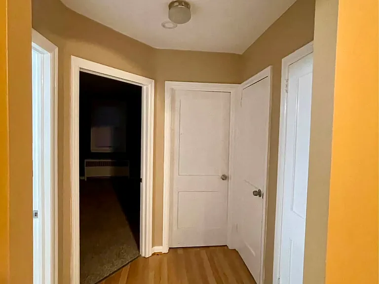 7351 Shisler St #2 — Photo 6