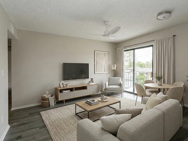 Stoneybrook Apartments — Photo 37