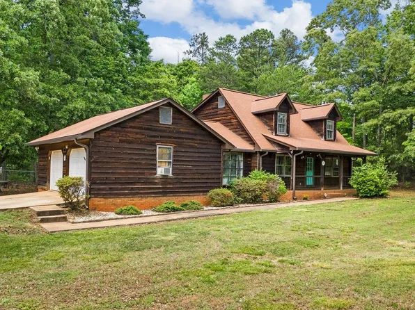 104 Dogwood Ln, Cowpens, SC 29330