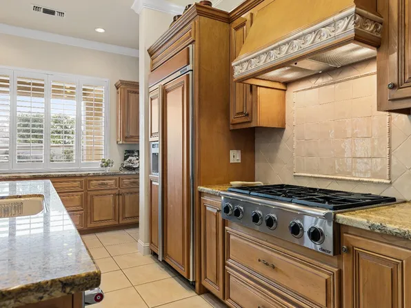 2184 Heritage Dr, Roseville, CA 95678