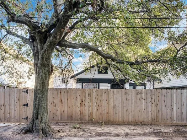 1436 Dorothy St, Houston, TX 77008