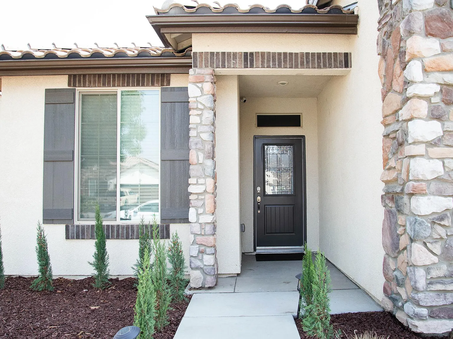 E Truman Ave, Fresno — Photo 2