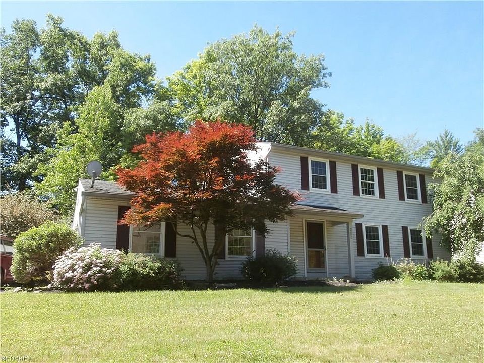 1st image of 202 Chelmsford Dr