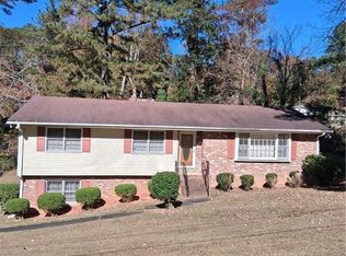 2719 Waleska Way, East Pt, GA 30344