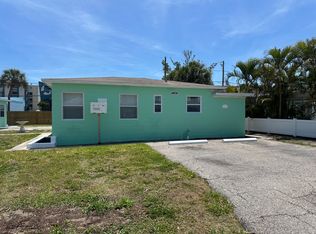 14206 Palm St #3, Madeira Beach, FL 33708
