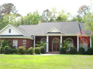 550 Waterford Landing Rd, Richmond Hill, GA 31324