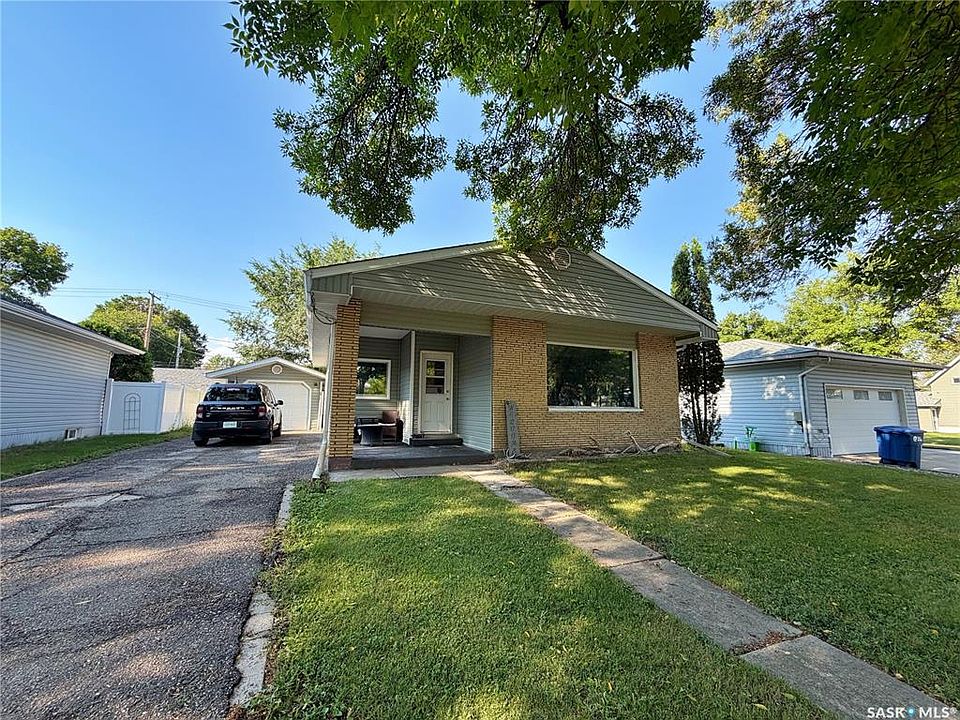 1st image of 1103 Windover AVENUE