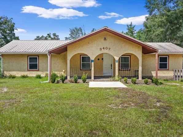 3407 County Road 2, Laurel Hill, FL 32567