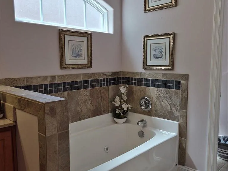 4900 Boyle Ct — Photo 14