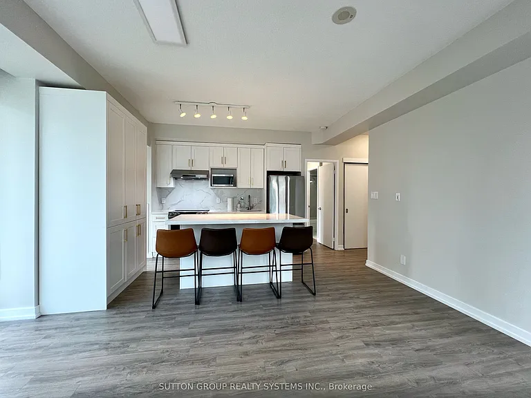 126 Simcoe St #1208 — Photo 7