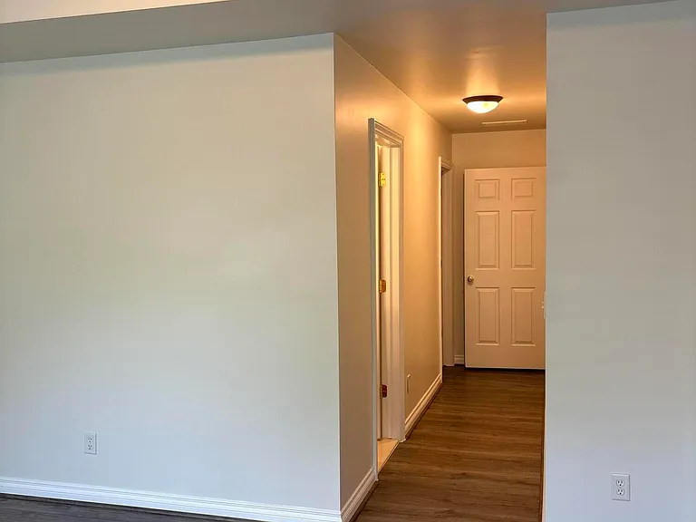 5722 Wellesley Ln — Photo 16