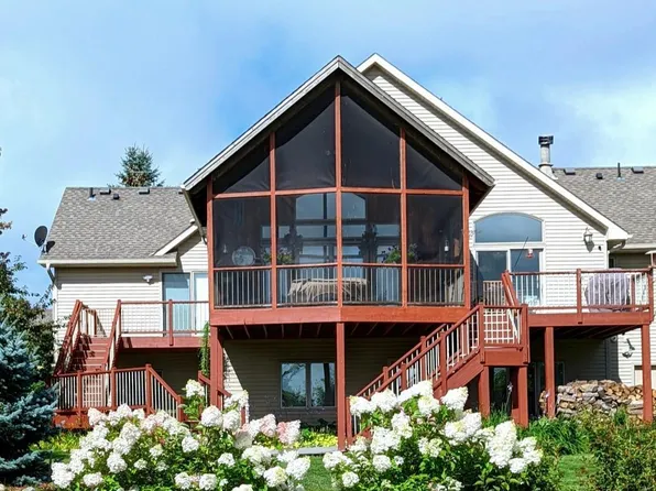 470 Emma St, Nya, MN 55368