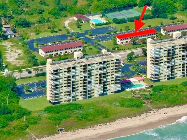 4235 N Highway A1a #14, Hutchinson Island, FL 34949