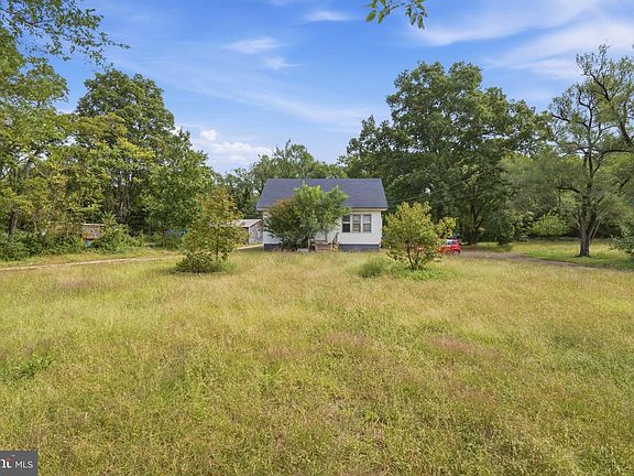 5th image of 667 S Mill Rd