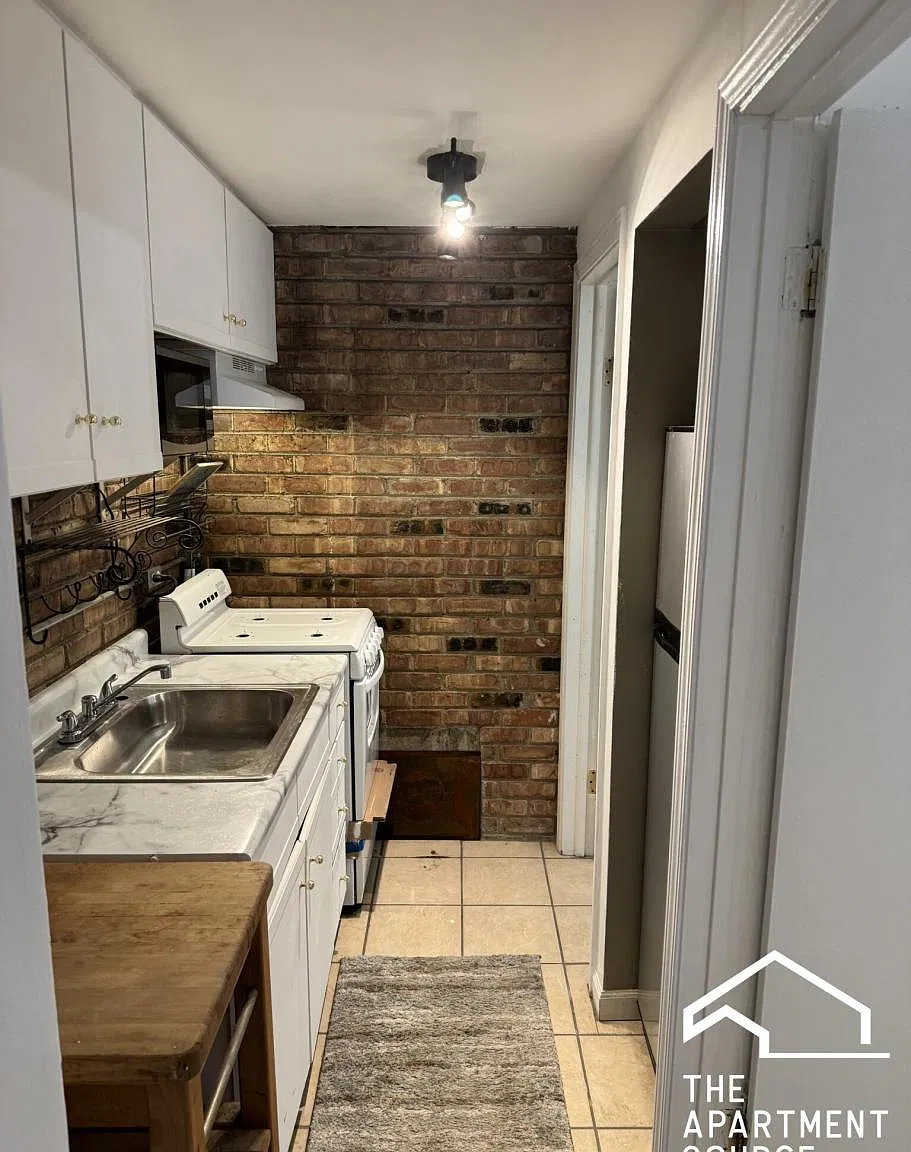 639 West Wellington Avenue #2 — Photo 4