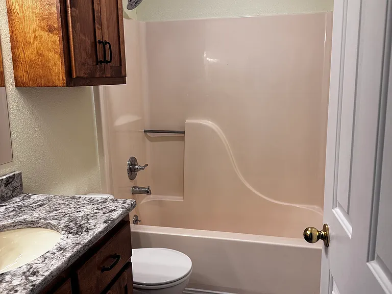 815 S Greenwood Dr — Photo 8