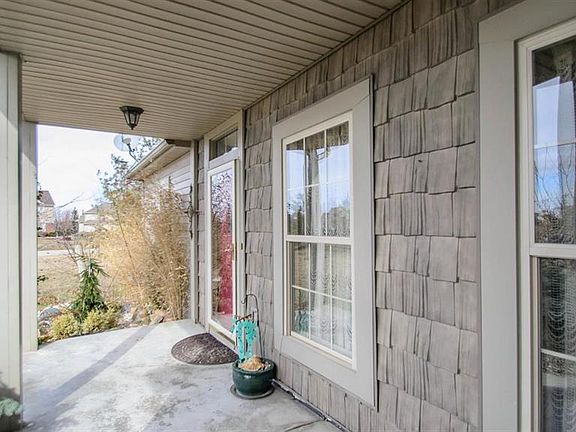 3rd image of 8085 Jack Pine Dr