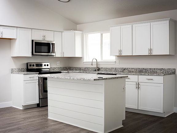 2nd image of 5389 W Janette Ave