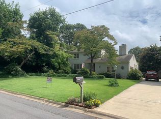 1613 Dendron Dr, Virginia Beach, VA 23451
