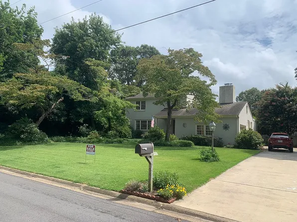 1613 Dendron Dr, Virginia Beach, VA 23451