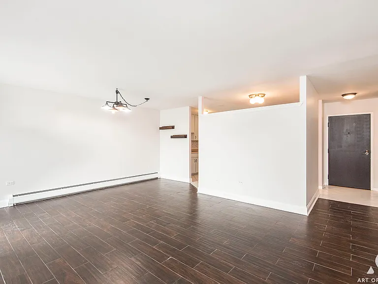 1049 Ogden Ave #212 — Photo 4