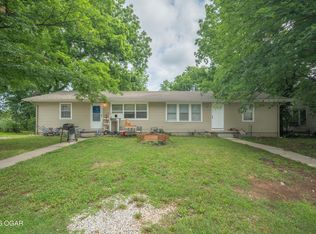 1107 Grove St #1109, Carthage, MO 64836