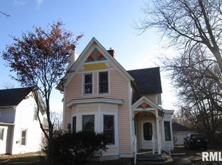 1812 24th Ave, Moline, IL 61265