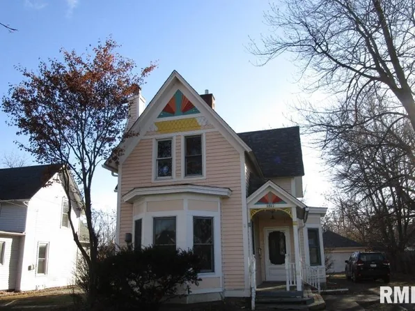 1812 24th Ave, Moline, IL 61265