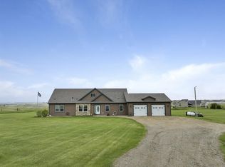 11215 62nd Ave NW, Burlington, ND 58722