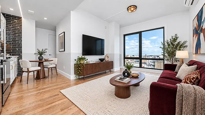 Living room, photo 1