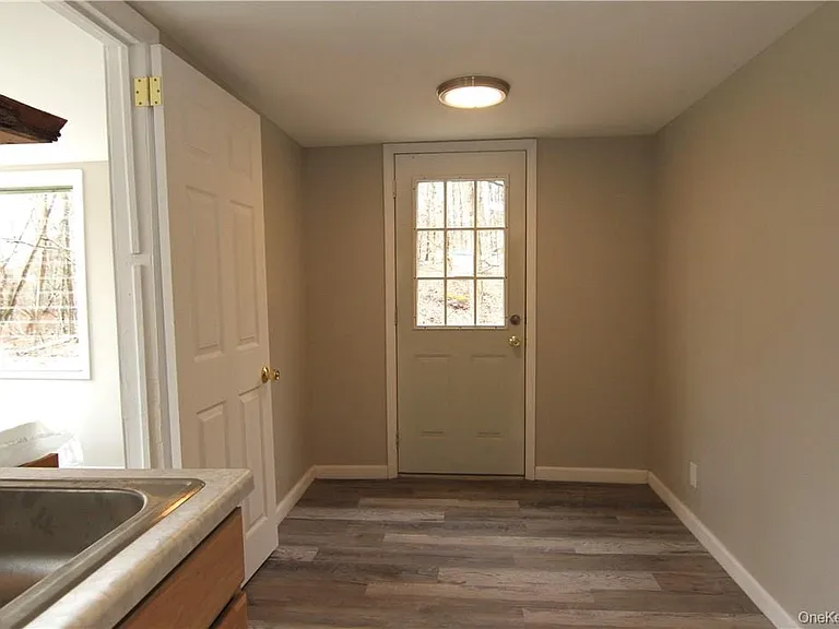 71 Miller Rd #5-6 — Photo 6