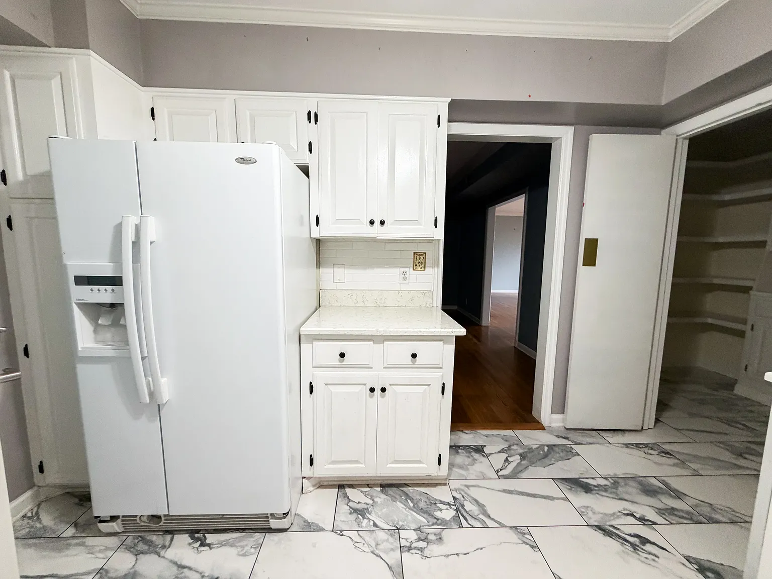 3 bed, 1863 sqft, $3,000 — Photo 3